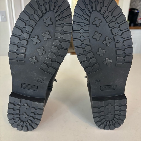 Black Sonoma Chelsea style boot size 9 1/2 - Picture 2 of 4